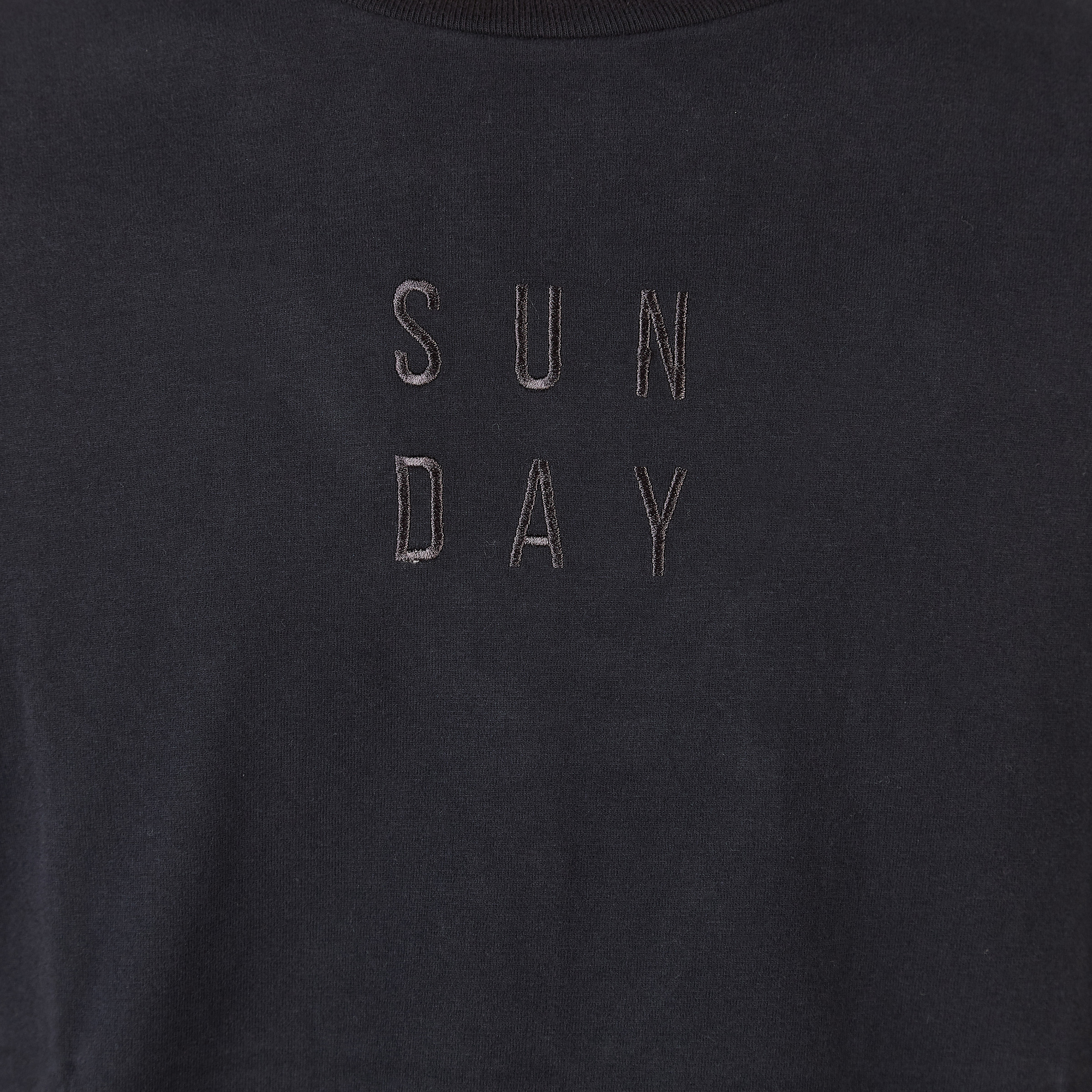 REMERA_PESADA_SUNDAY_9211.jpg