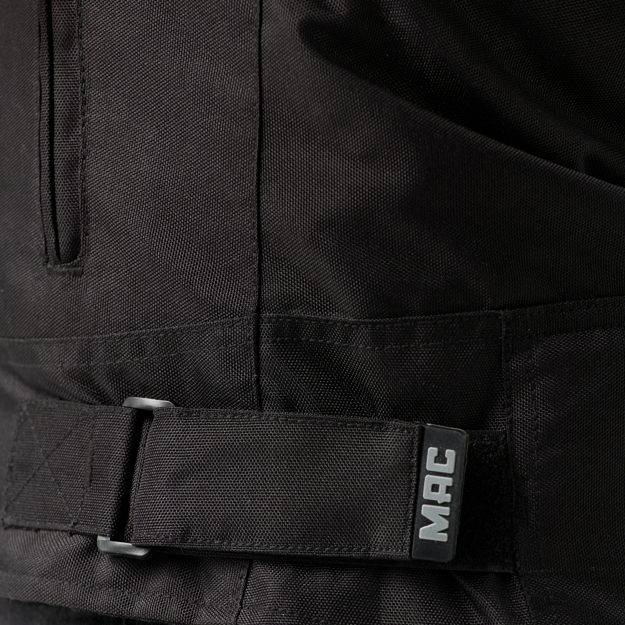 CAMPERA_MAC_CARDINAL_MUJER_BLACK5.jpg