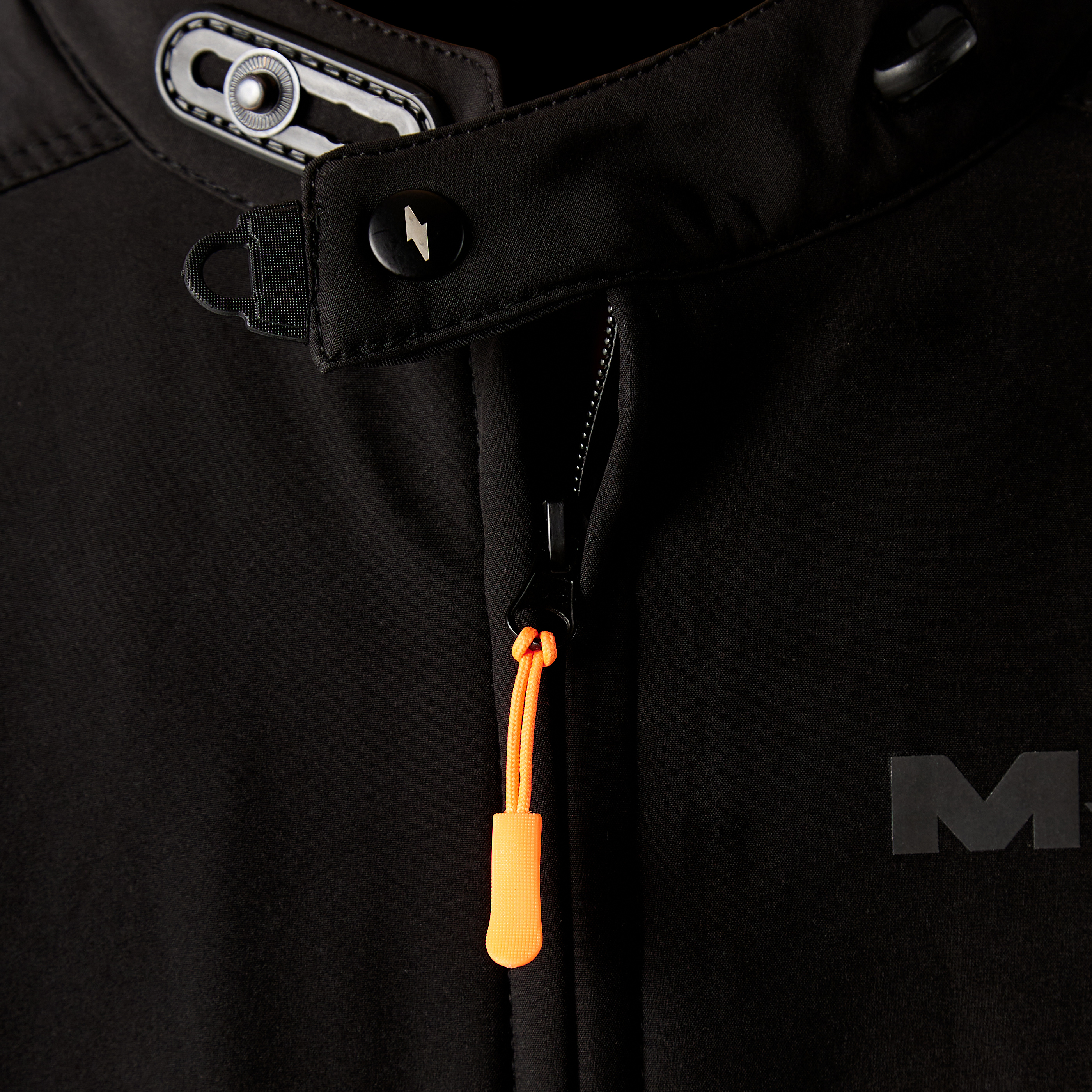 CAMPERA_WINTER_MAC_NEGRA_20243.jpg