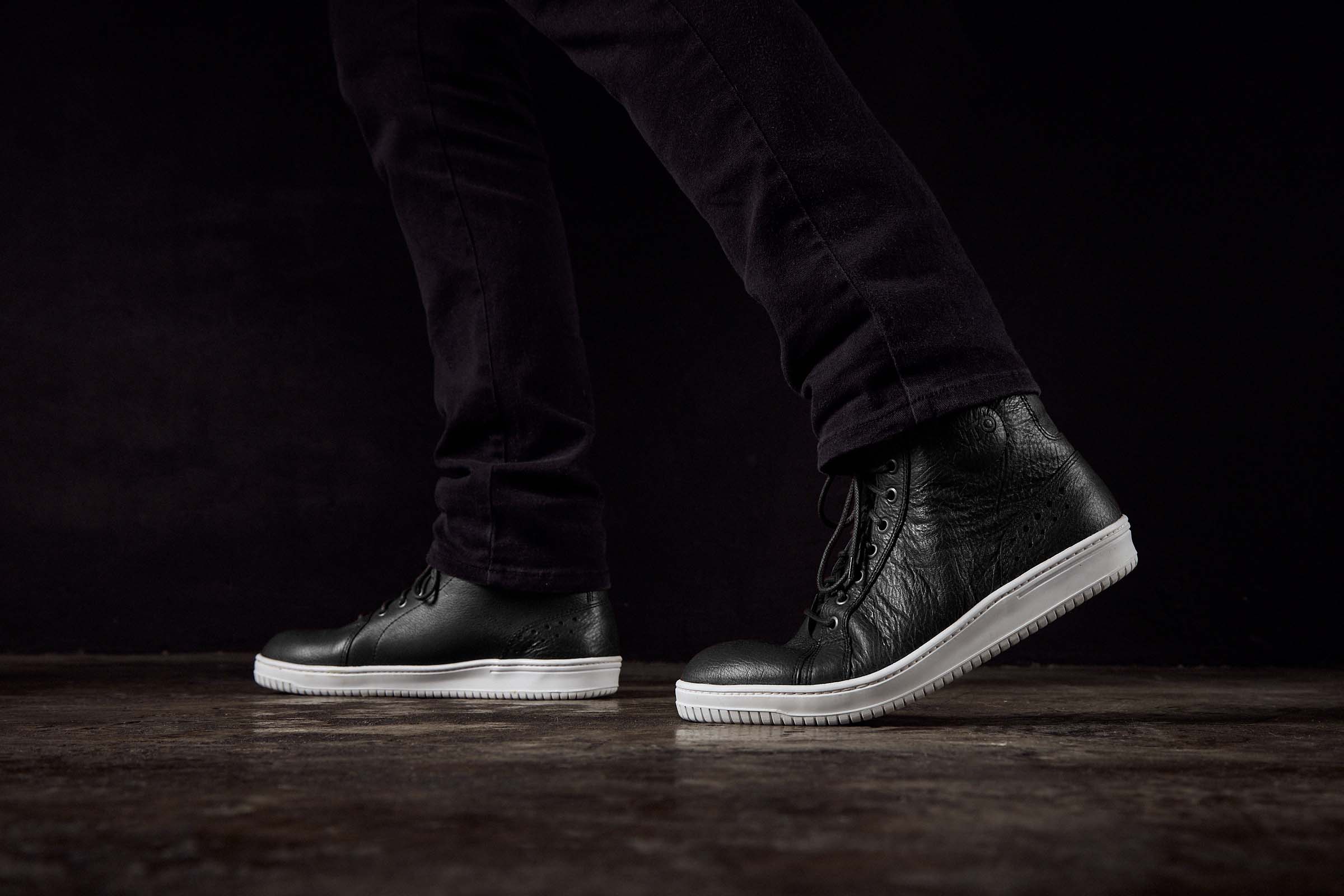 NTO_BOTA_MACAO_NEGRO2.jpg