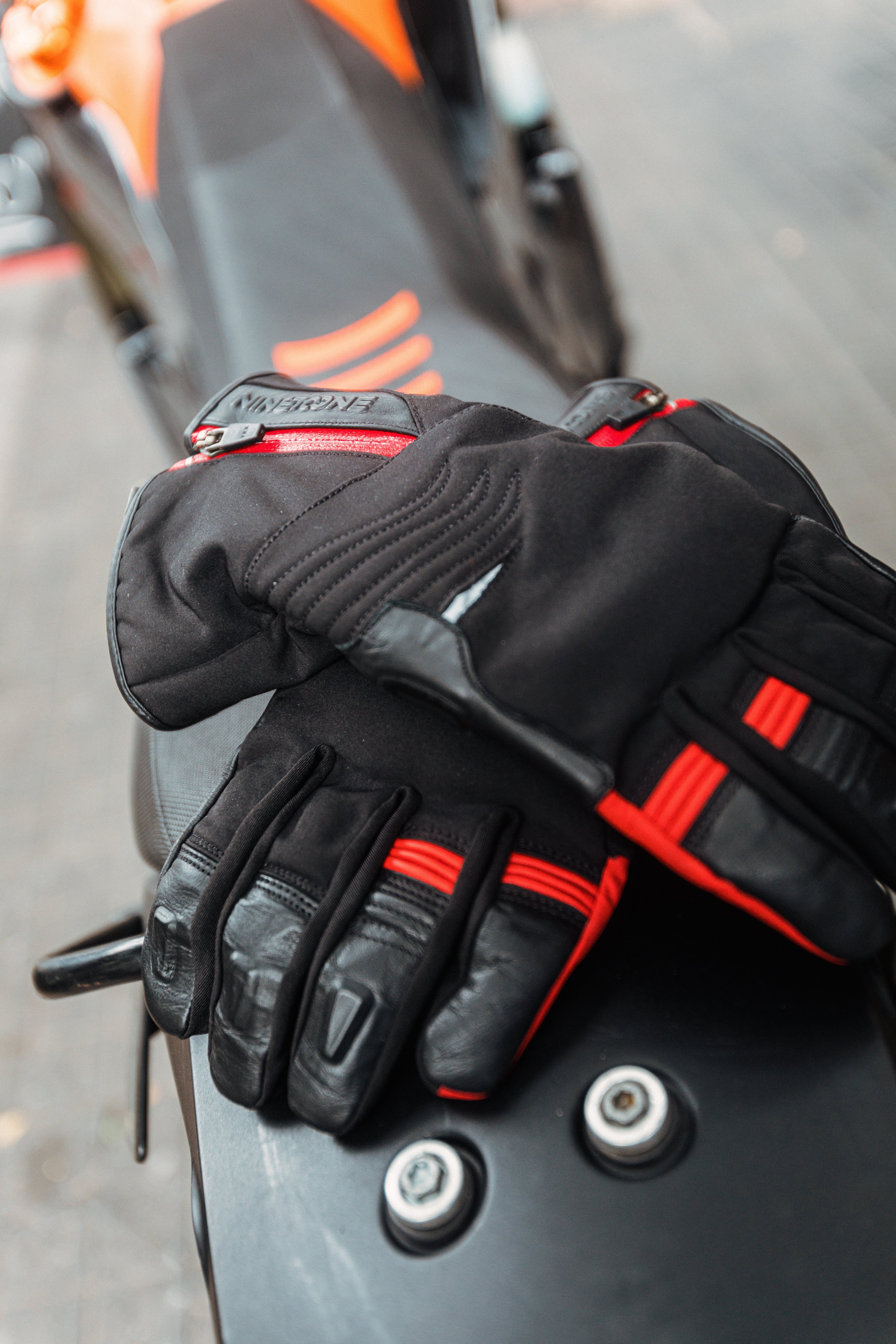 NTO_Guantes_60.jpg