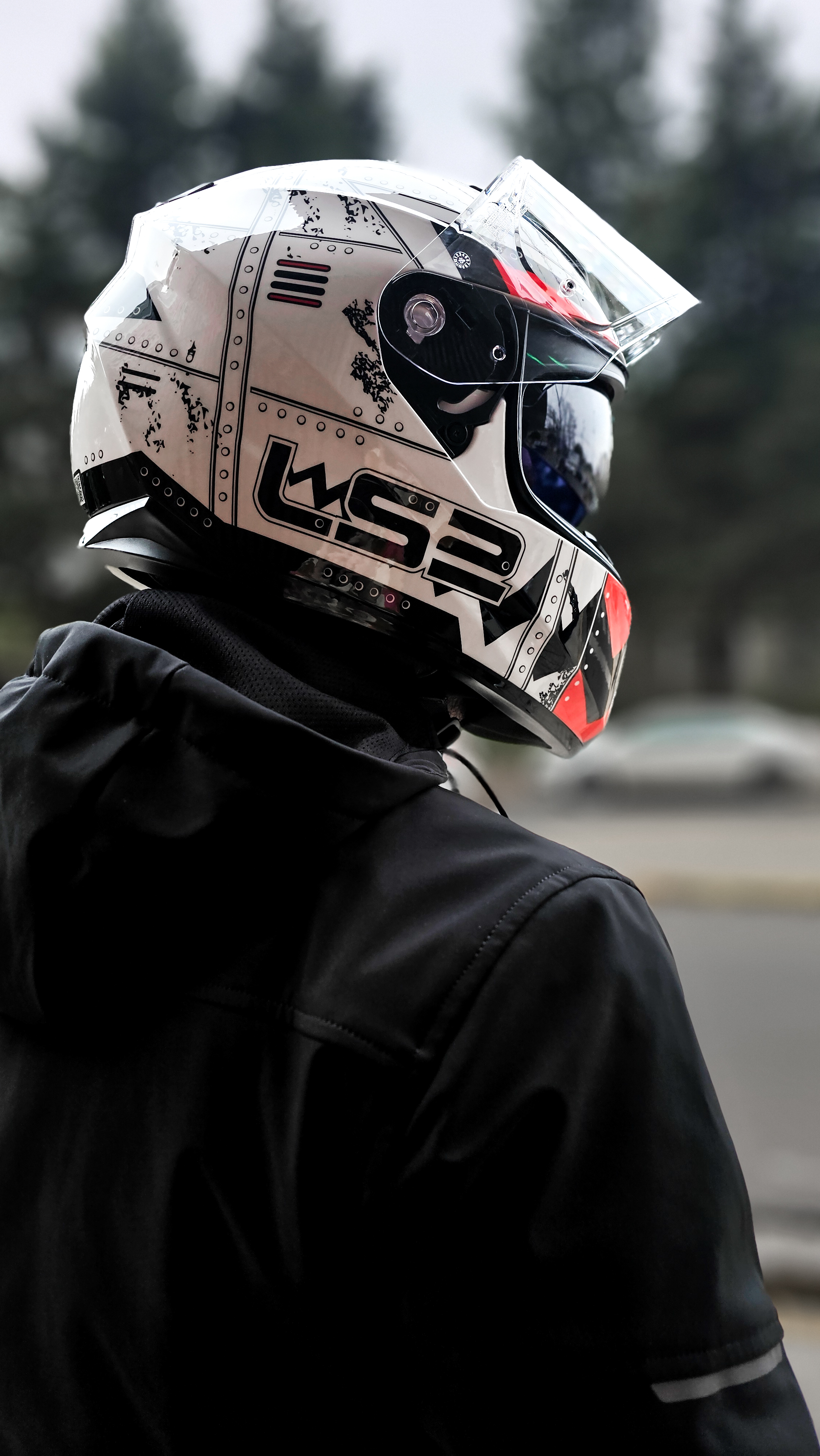 320 max-02.jpg