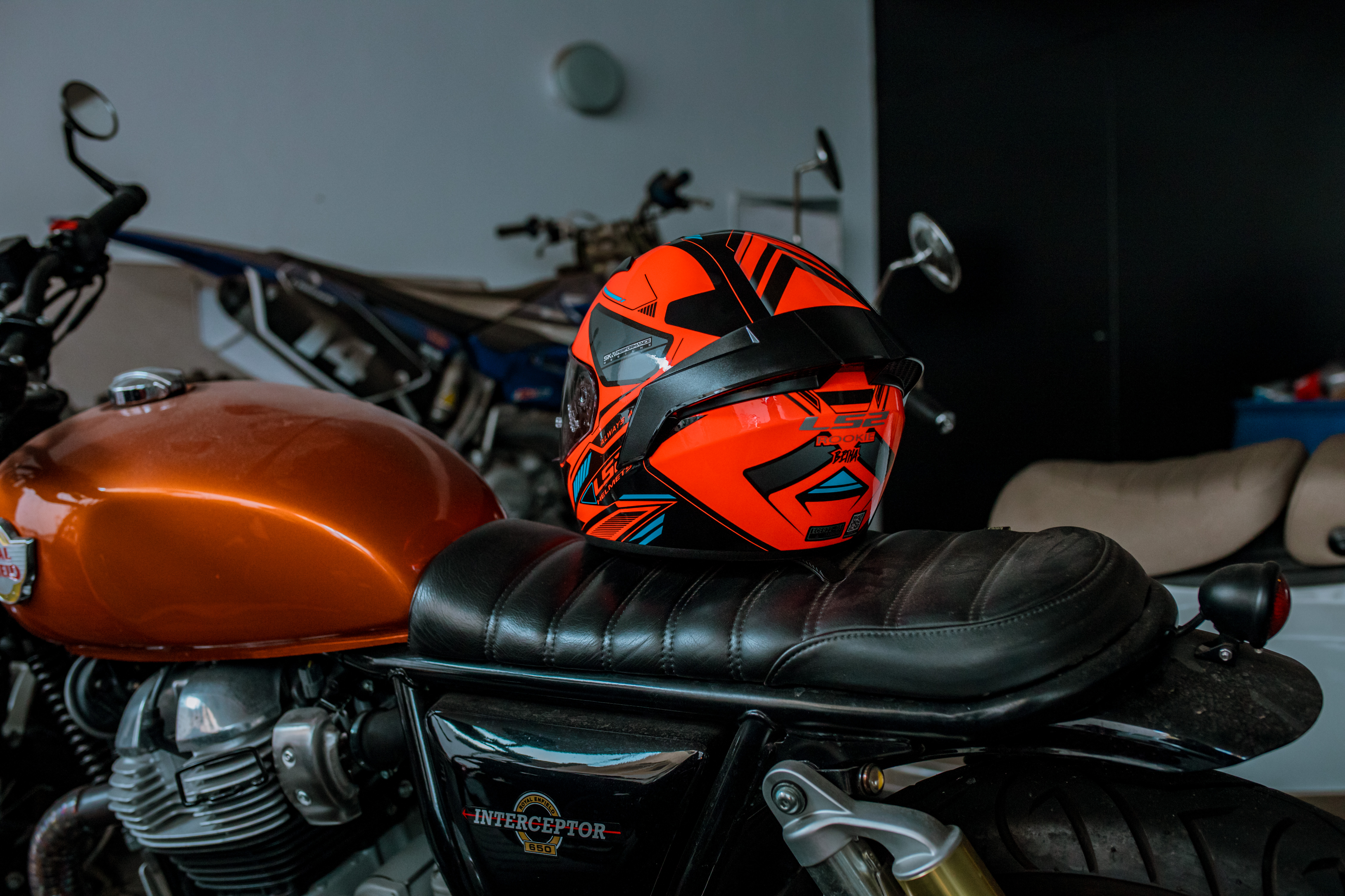 SERVICOM.LS2.0424.98.jpg