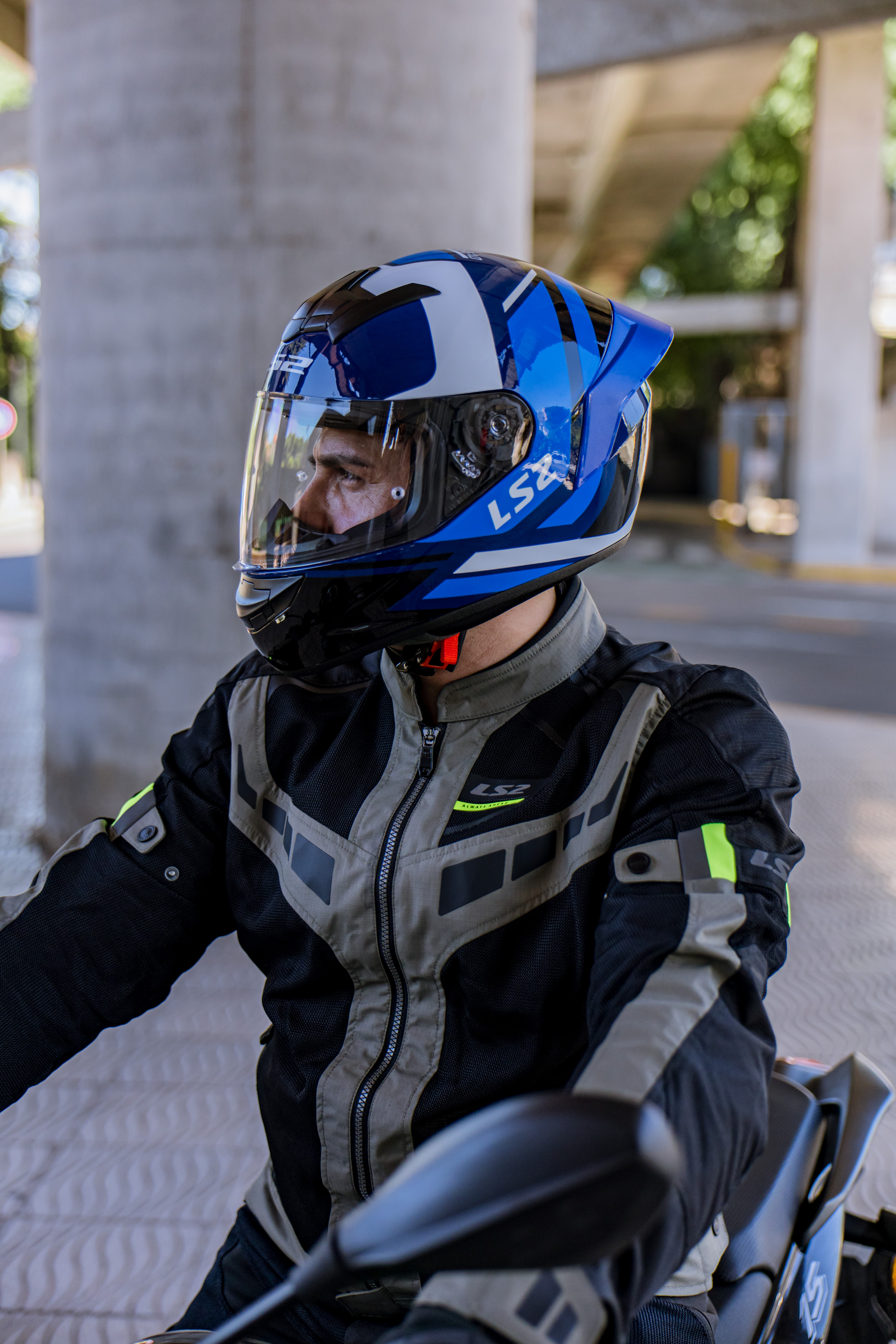 LANZAMIENTOS.LS2.0125.437.jpg