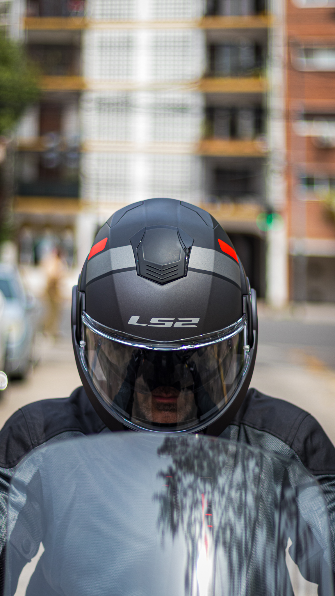valiant-ls2-30.jpg