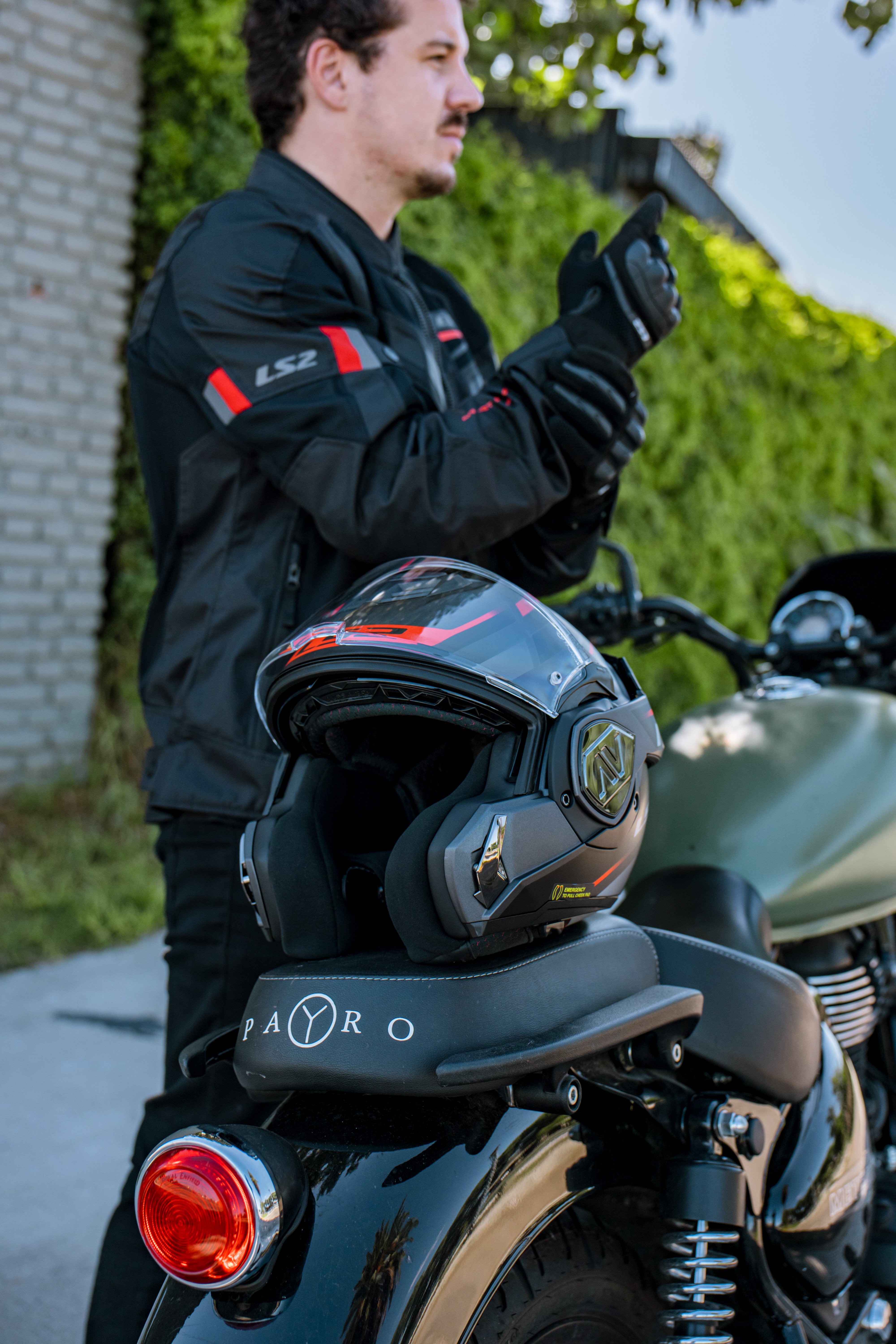 SERVICOM.LS2.0325.168.jpg