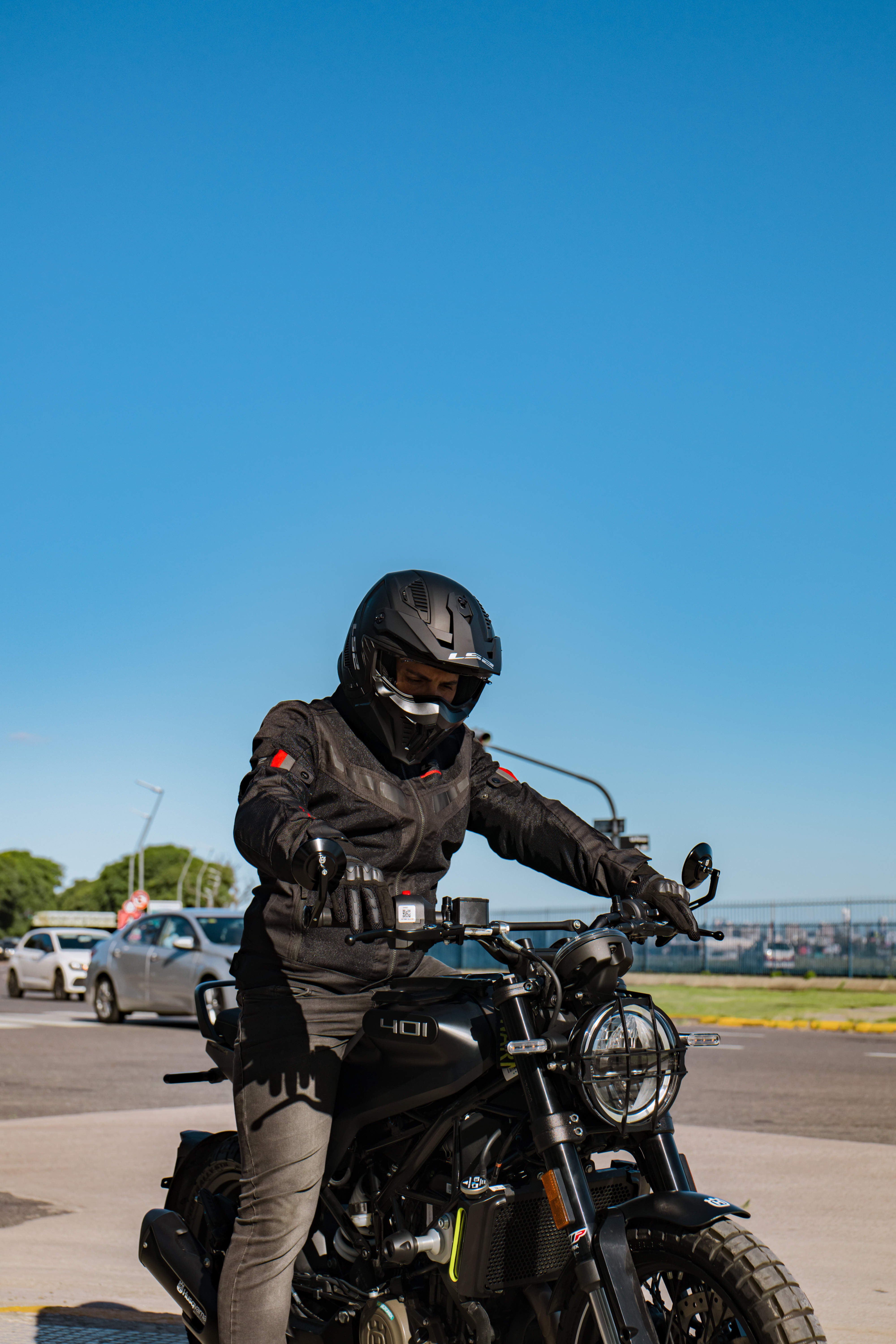 SERVICOM.LS2.0325.403.jpg