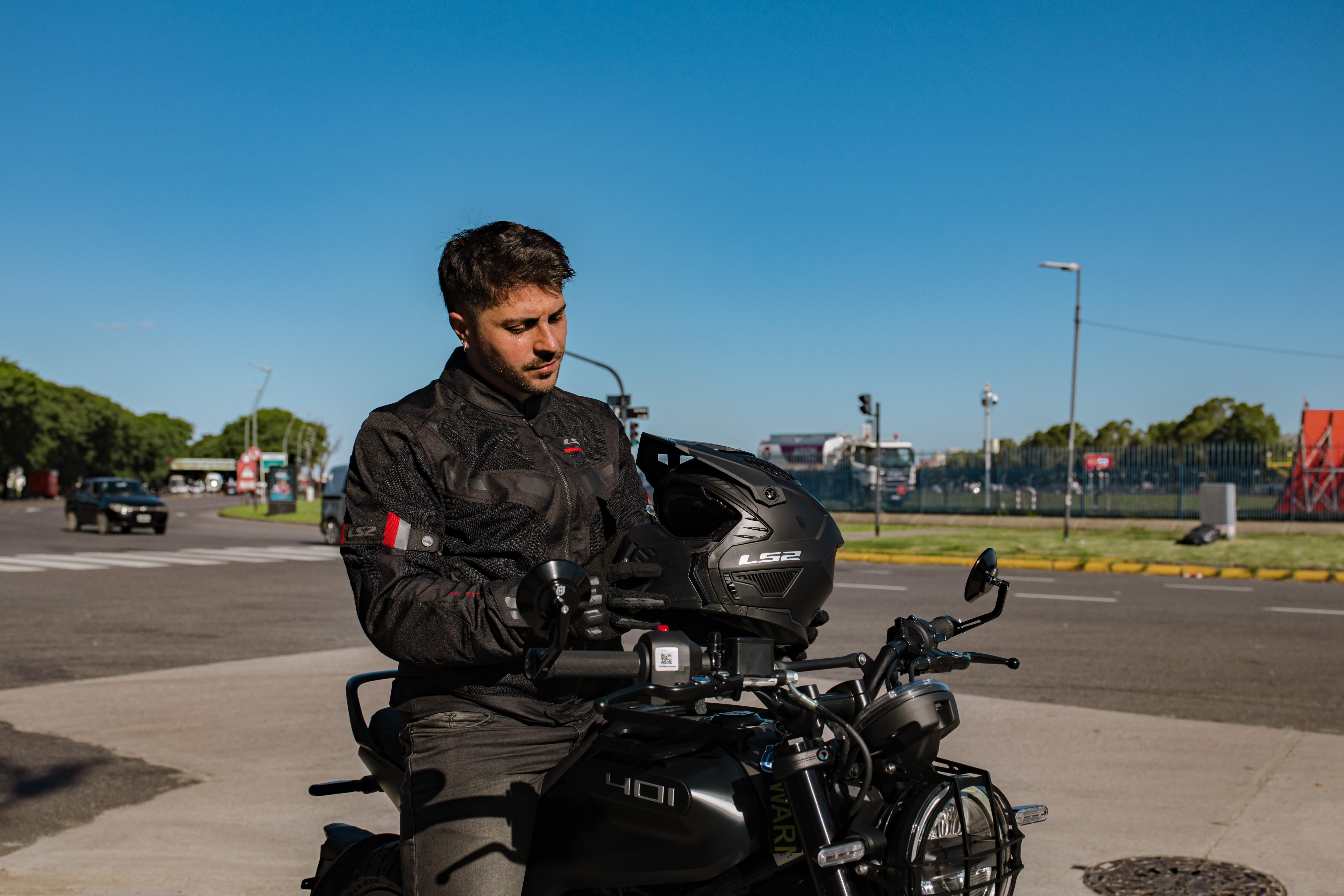SERVICOM.LS2.0325.424.jpg