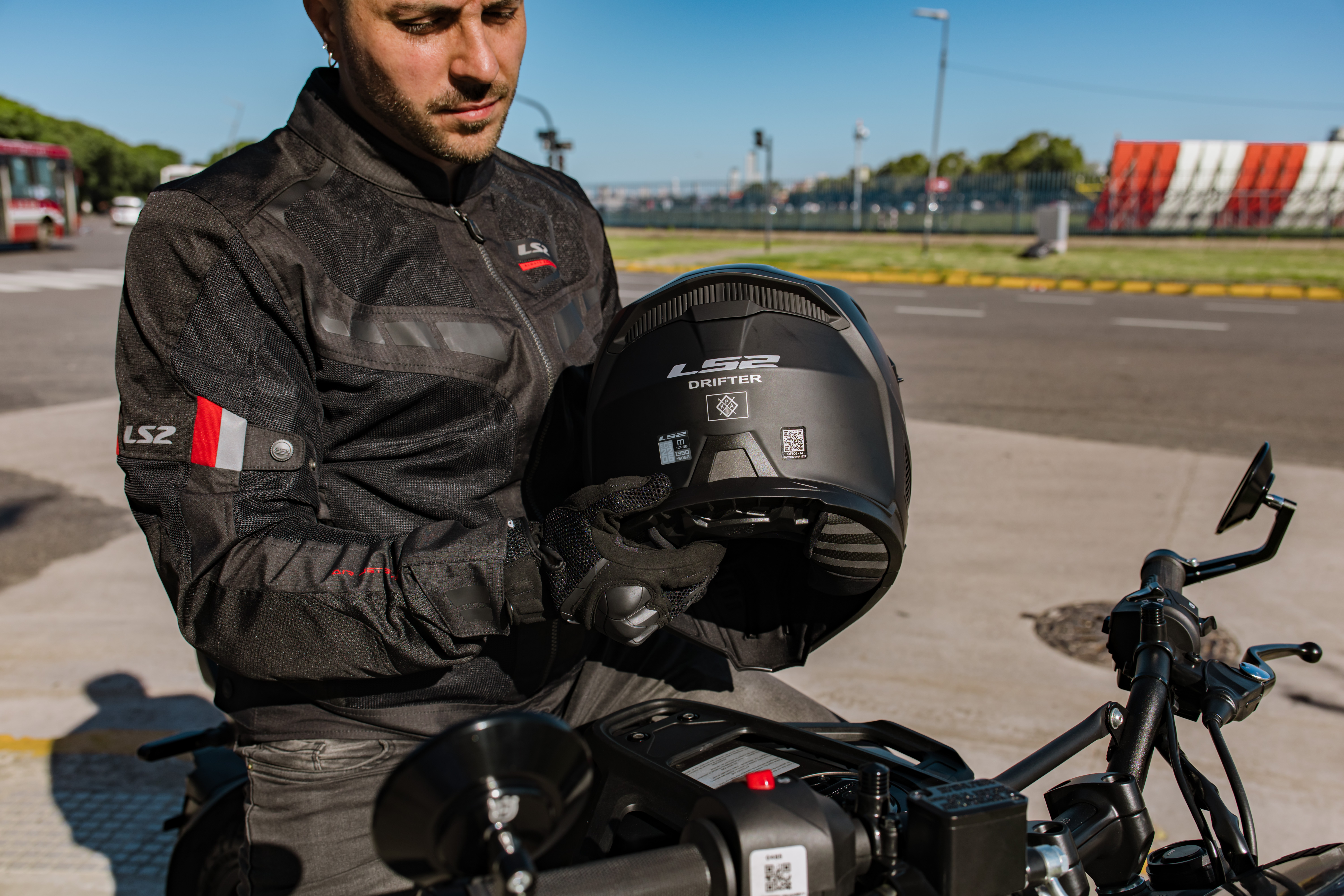 SERVICOM.LS2.0325.442.jpg