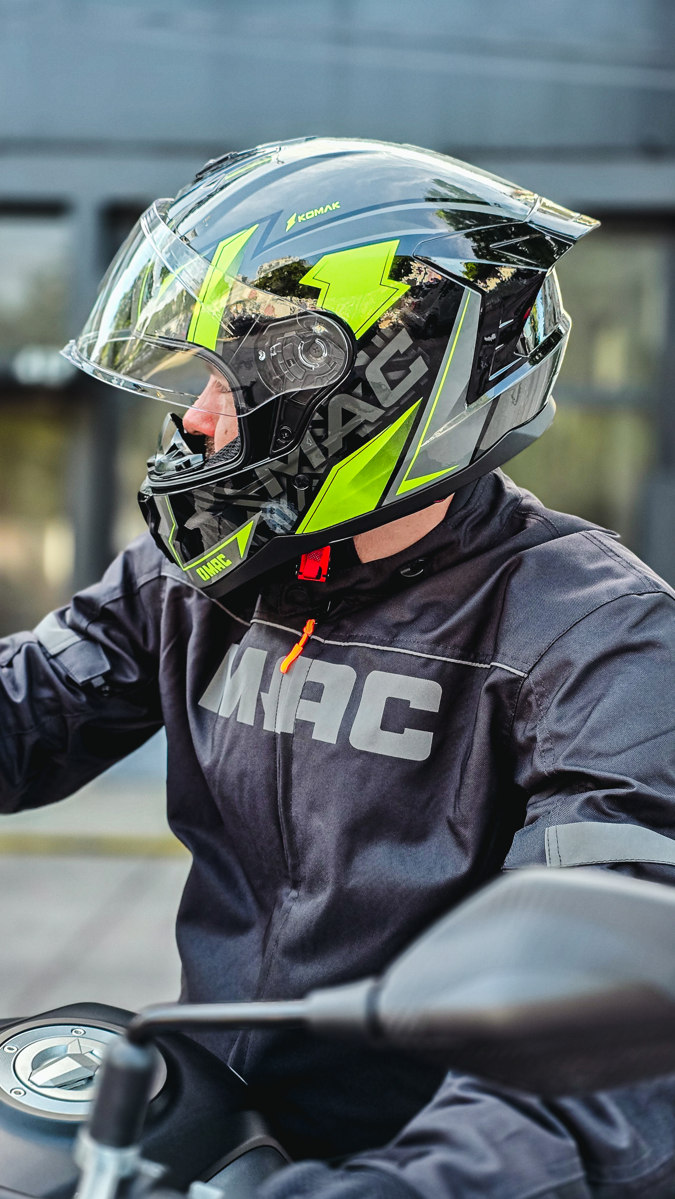 VOLT YELLOW-13.jpg