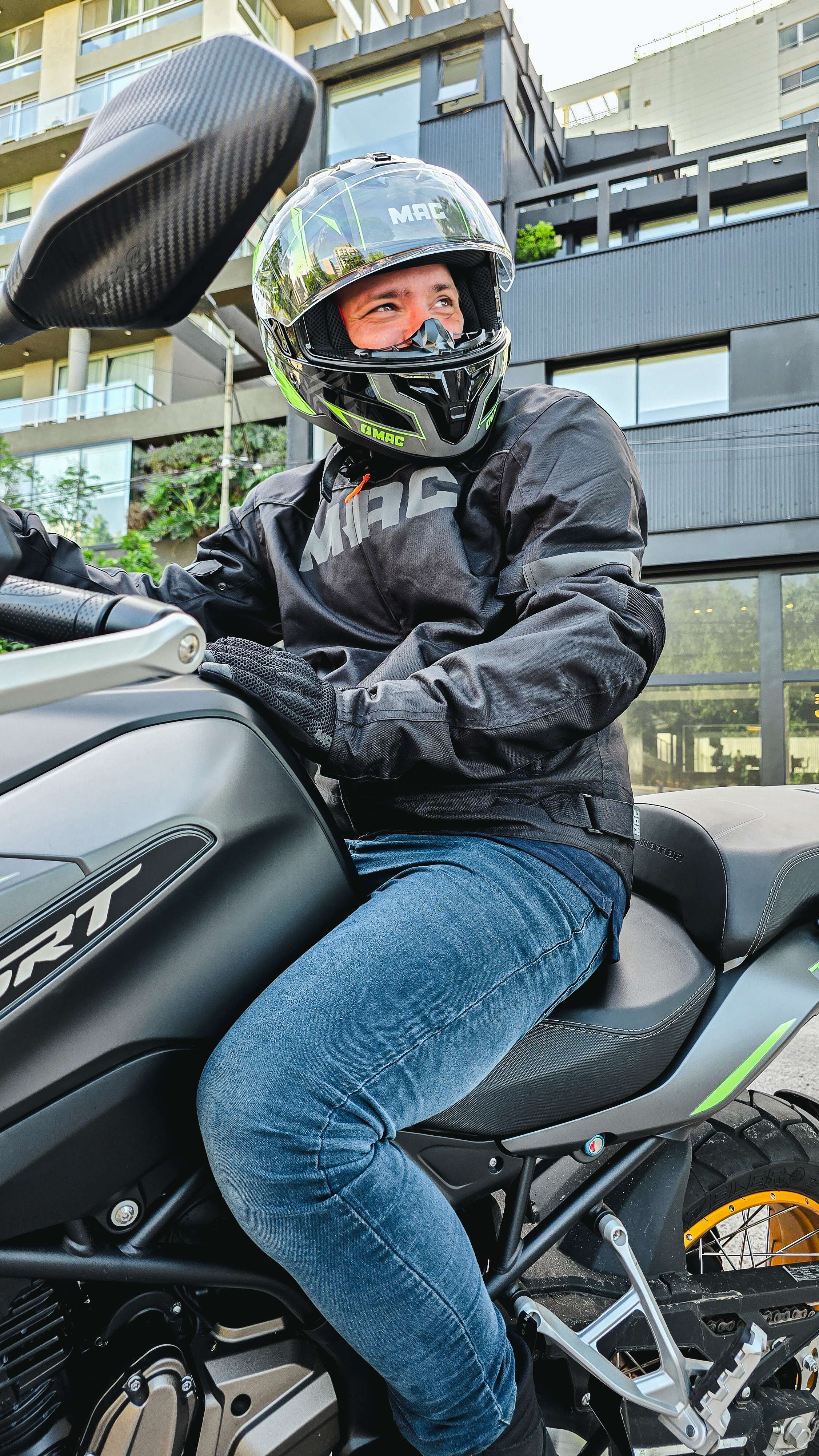 VOLT YELLOW-16.jpg