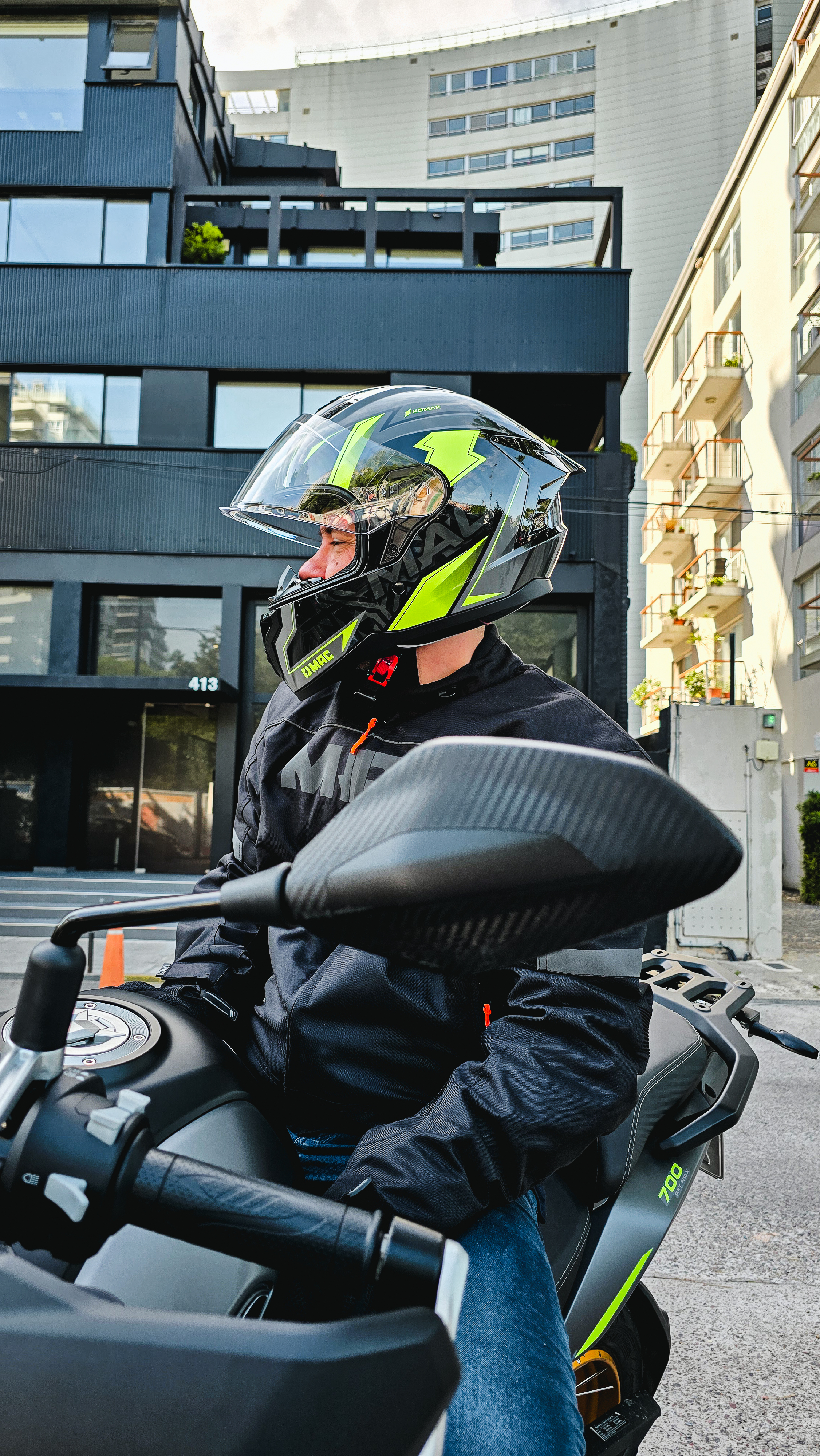 VOLT YELLOW-17.jpg